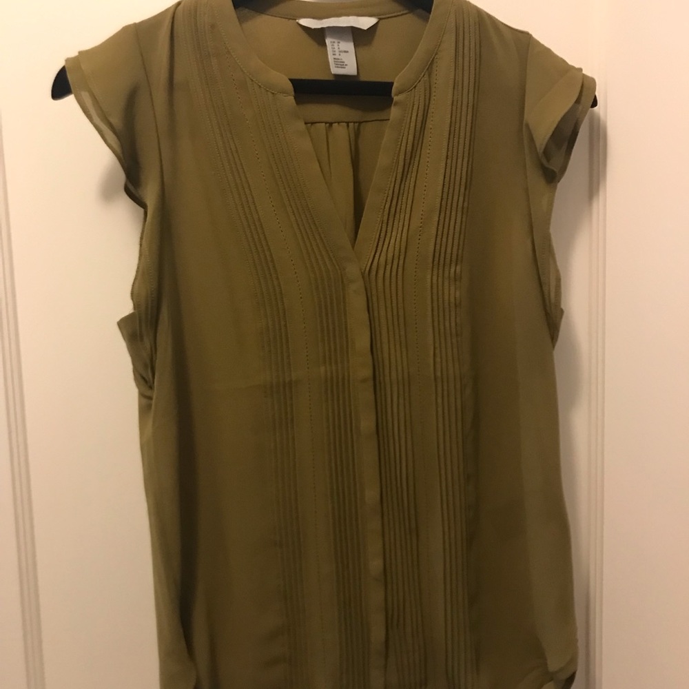 Green Ruffle Sleeve Blouse